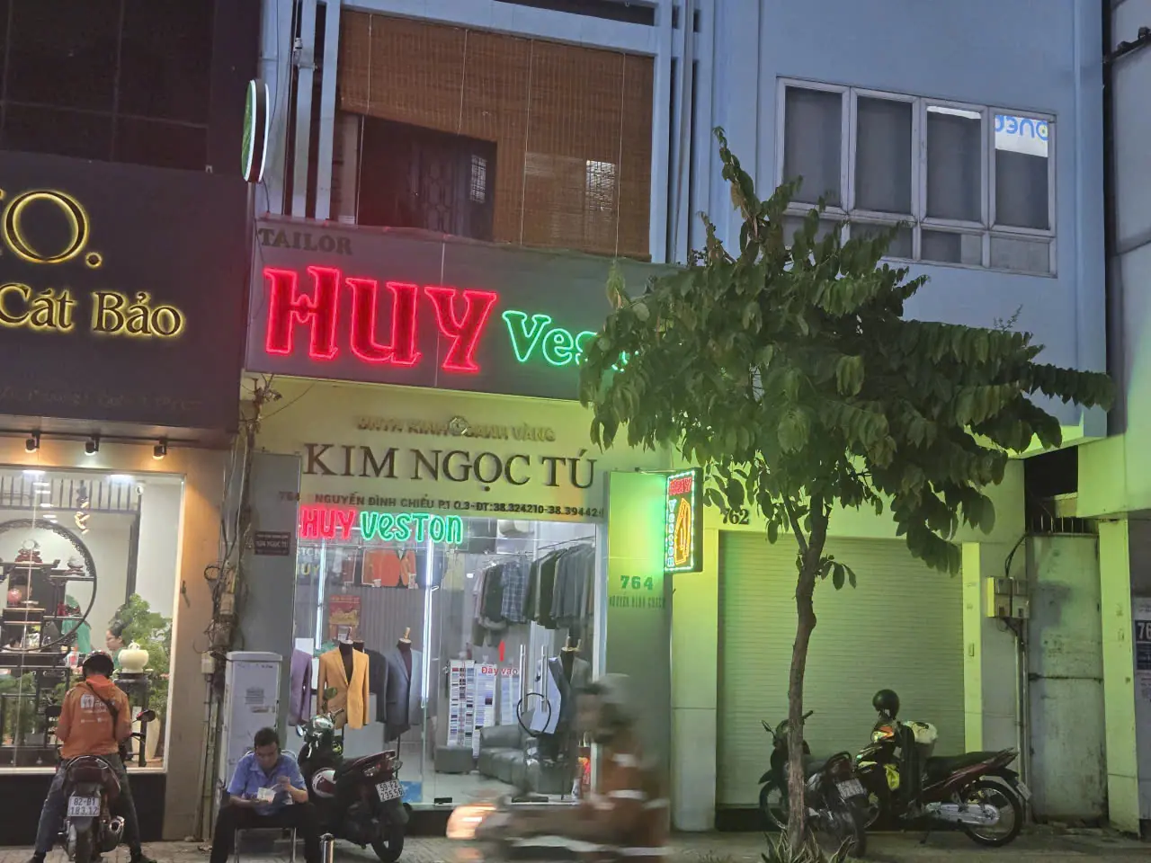 HUY TAILOR 